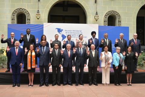 Fotografía oficial de la Reunión Ministerial Los Ángeles Migración 